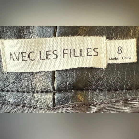 NWT Avec Les Filles Faux Leather Cargo Barrel Pants Size 8 - Picture 9 of 10